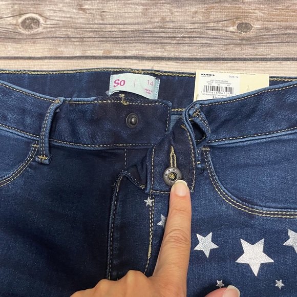 SO Dark Wash Skinny Jeggings Silver Star Accents Stretch Girls 14 NWT Mid Rise - Picture 5 of 11
